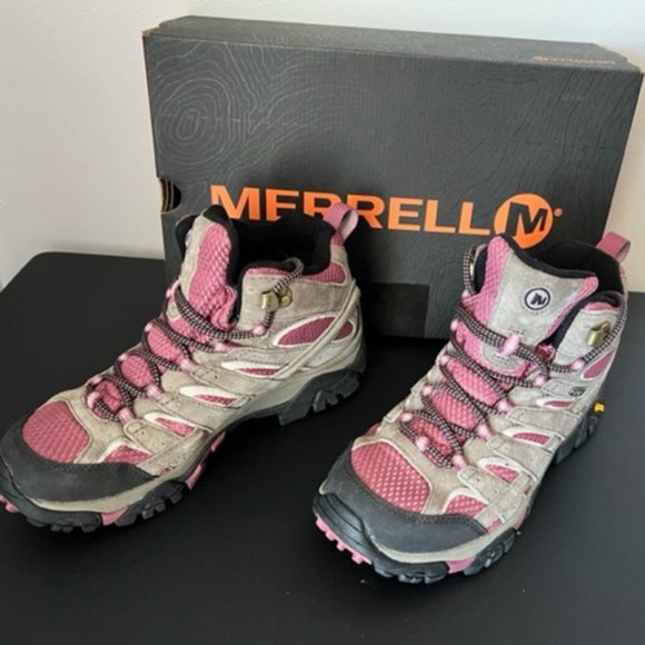 Merrell Womens Moab 2 Mid Waterproof hiking boot - Picture 1 of 12